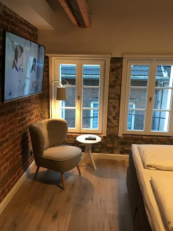 Square Rooms 20 Düsseldorf 0*,